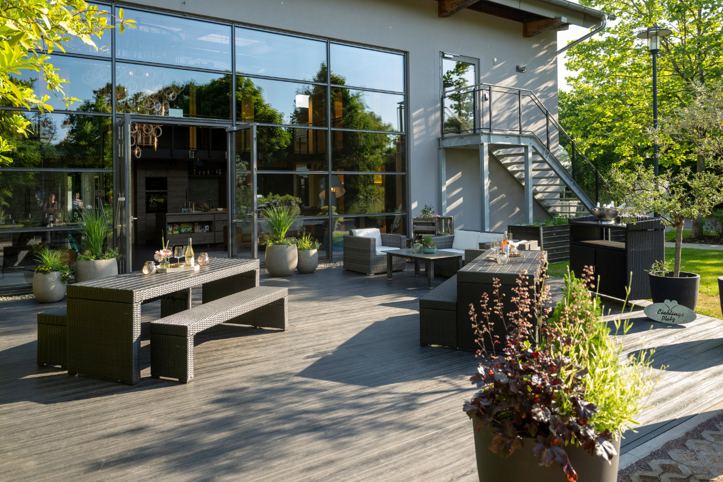 <span style="font-weight: 300;">Unsere</span>Leistungen